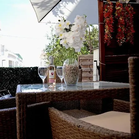 De L'olivier * Cannes